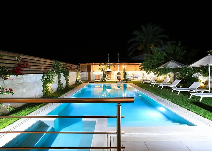 Villa Elpida, Kokkini Hani