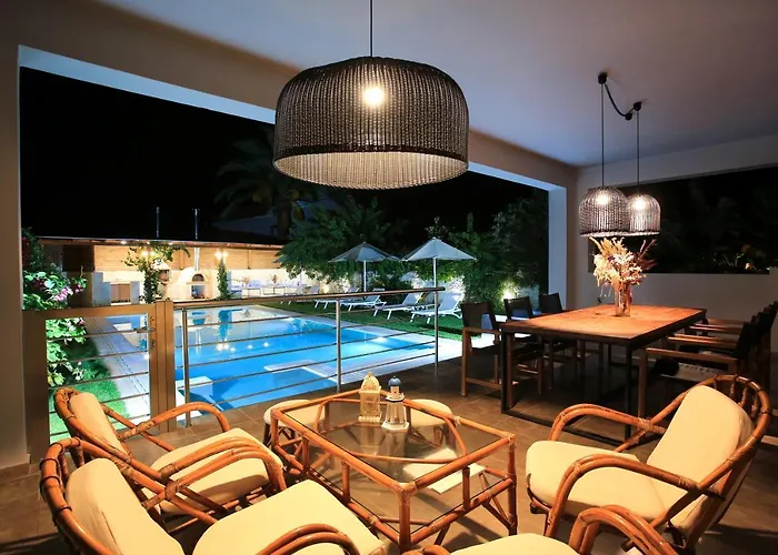 Villa Elpida, Kokkini Hani