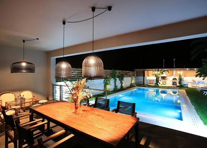 Villa Elpida, Kokkini Hani